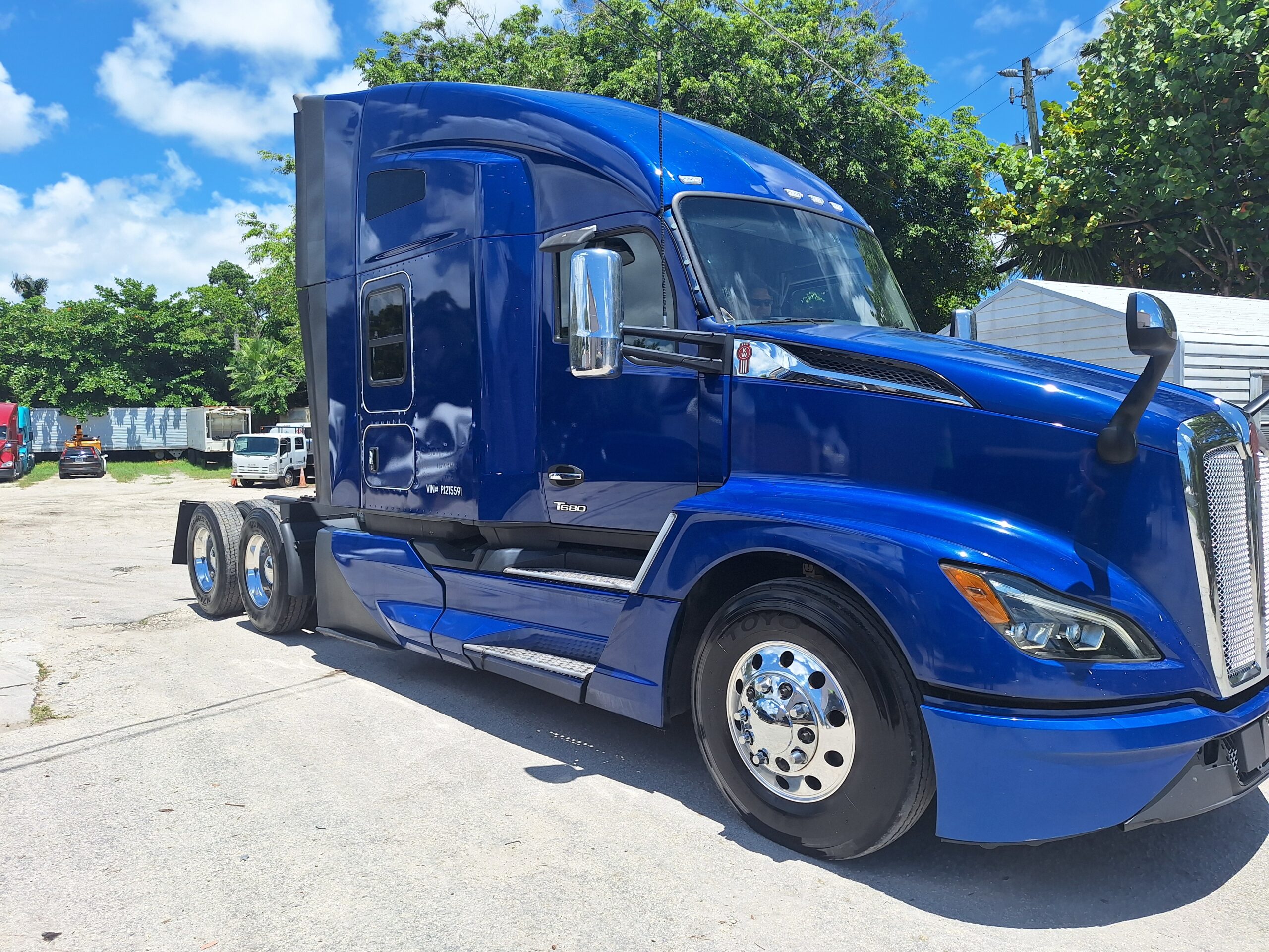 2023 Kenworth T680 Sleeper Stk# 834 Body Style: Sleeper